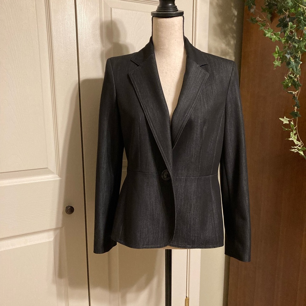 COPY - Kasper soft black look and feel denim blazer / suit jacket size 6 petite